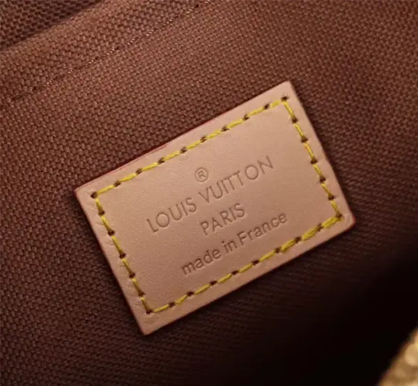 258d26141b4342c3d179741585f468af.jpg_720x720q80.jpg_ Louis Vuitton Mono Black Belt Multi Pochette Bag (With Box)